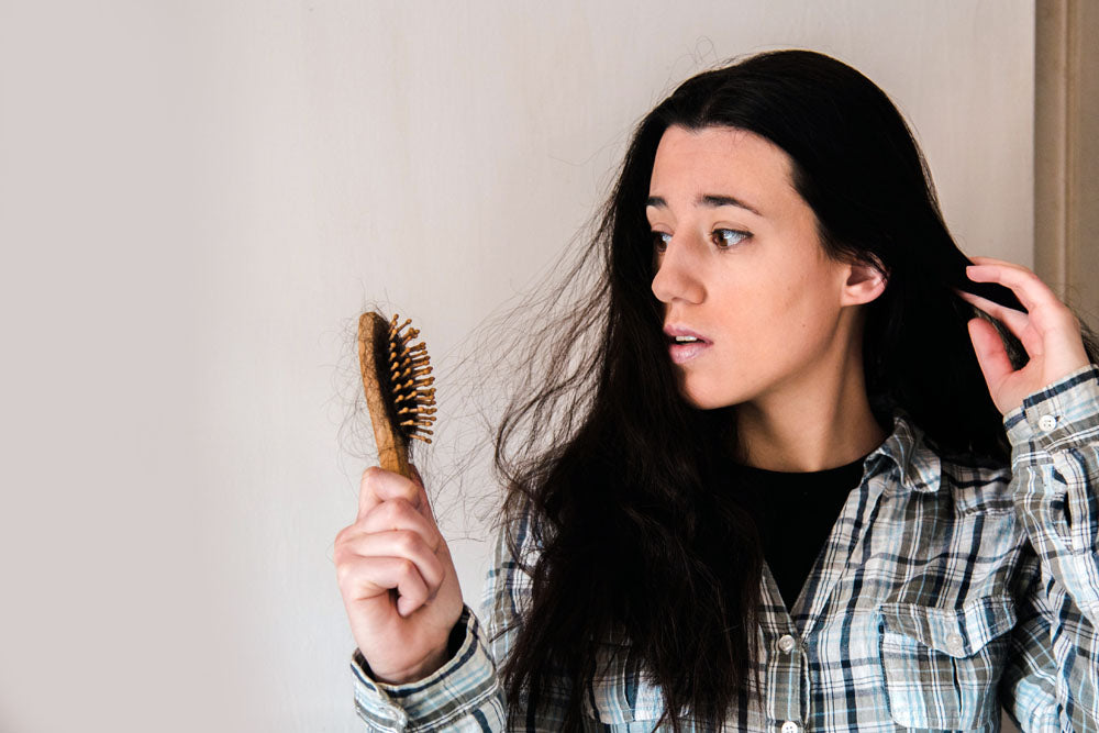 Alopecia da stress: come riconoscerla e curarla